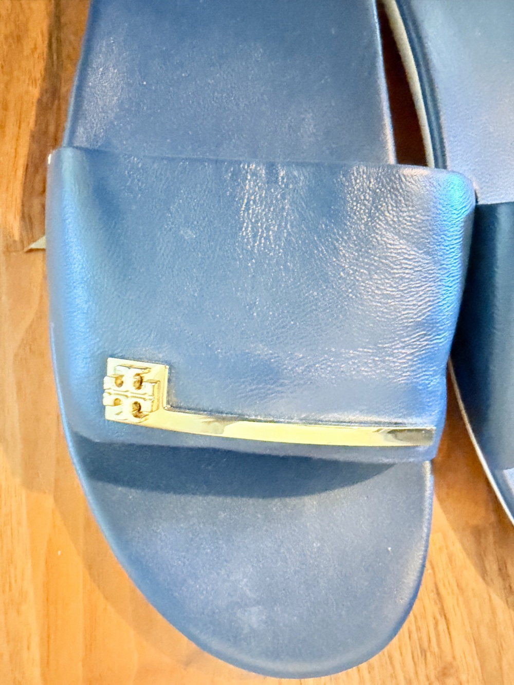 Tory Burch Navy Leather Slide Sandals with Gold Bar Size 9 - Picture 4 of 4